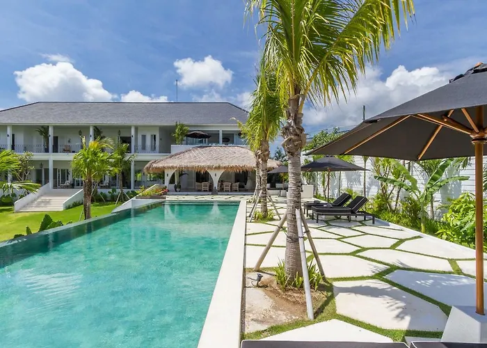 Villa Villa Kusuma - Luxury Ocean View 5Br Pool Villa & Private Pickleball Court