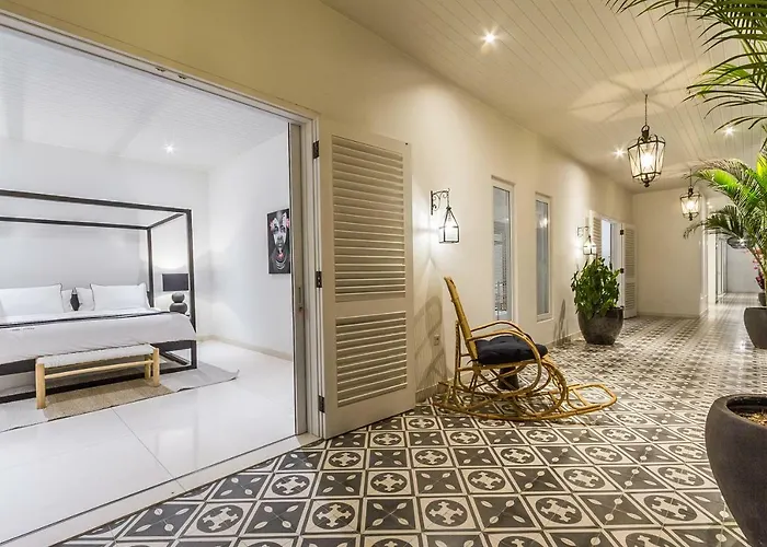 Villa Kusuma - Luxury Ocean View 5Br Pool Villa & Private Pickleball Court * Uluwatu (Bali)