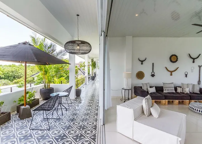 Villa Kusuma - Luxury Ocean View 5Br Pool Villa & Private Pickleball Court * Uluwatu (Bali)