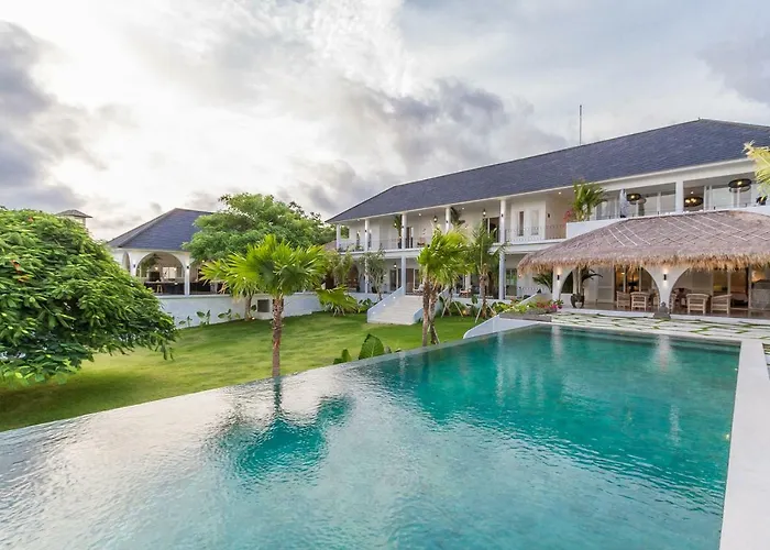 Villa Villa Kusuma - Luxury Ocean View 5Br Pool Villa & Private Pickleball Court *