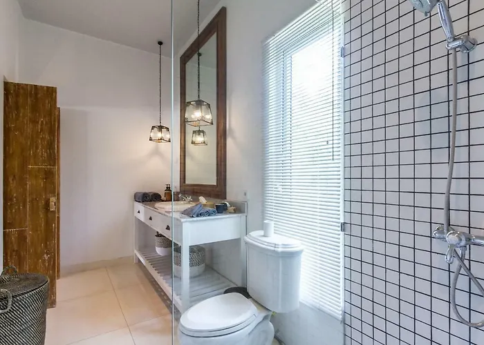 Villa Kusuma - Luxury Ocean View 5Br Pool Villa & Private Pickleball Court Villa Uluwatu (Bali)