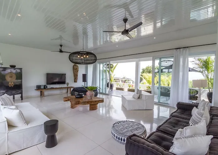 Villa Kusuma - Luxury Ocean View 5Br Pool Villa & Private Pickleball Court Uluwatu (Bali)