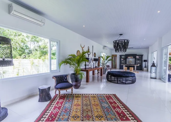 Villa Villa Kusuma - Luxury Ocean View 5Br Pool Villa & Private Pickleball Court Uluwatu